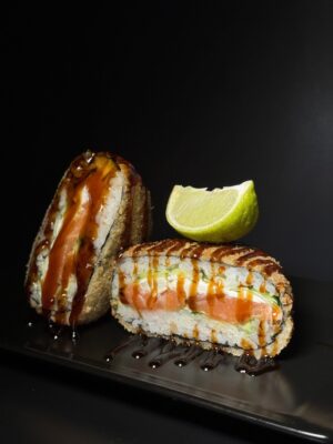Sushi-burger s lososem